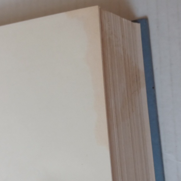 4/$40 "Hearts in Atlantis" by Stephen King - Hardcover Book - Picture 13 of 13